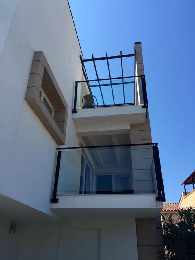 Villa Cube Premantura Exterior photo